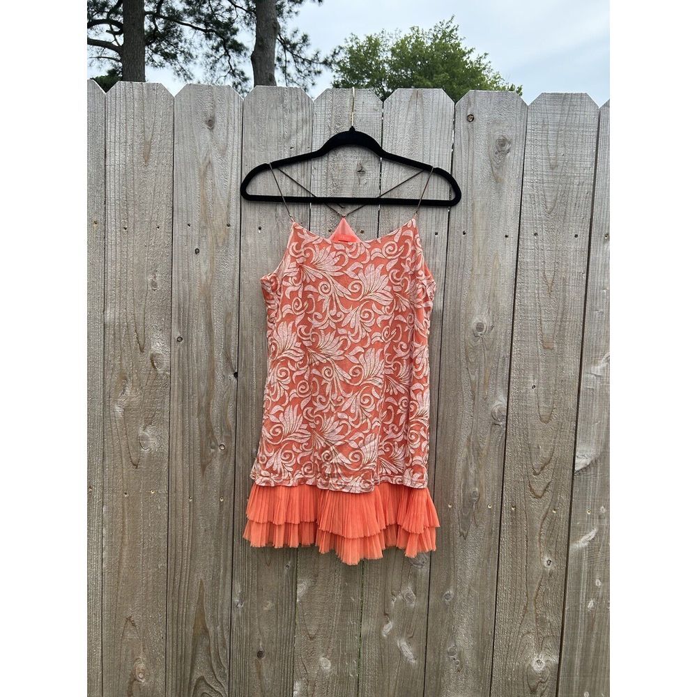 Banjul Women Sleeveless Blouse‎ Small Peach Gold Tank Ruffled Summer Light Date